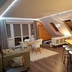 Klonowa Apartment *